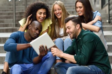 Descubrí por qué miles de estudiantes eligen la Beca Progresar cada año. Imagen de Freepik.