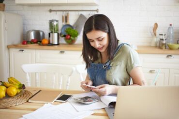 Epec Factura: Consulta Y Pago Online Simplificado. Imagen de Freepik.