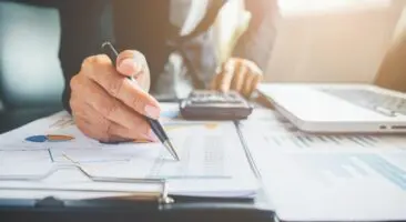 Impulsá Tu Pyme Con Office Banking Del Banco Hipotecario: Gestión, Financiamiento Y Crecimiento Al Alcance De Un Clic. Imagen de Freepik.