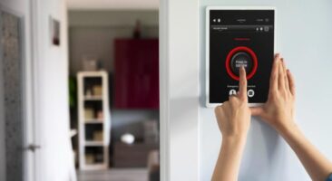 La Seguridad Electrónica Moderna: Protegiendo Tu Hogar En La Ciudad Con Tecnología Y Confianza Con SPS. Imagen de Freepik.