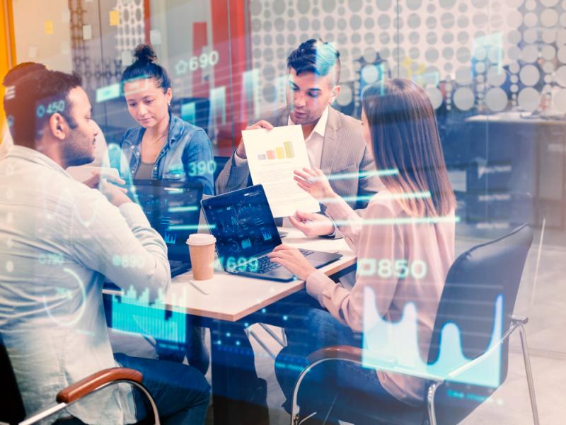 Optimice Su Equipo Con Microsoft 365 Y Copilot De La Mano De Iplan: Soluciones Seguras Y Efectivas. Imagen de Freepik.