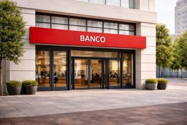 La imagen tiene fines meramente ilustrativos y muestra una sucursal bancaria.